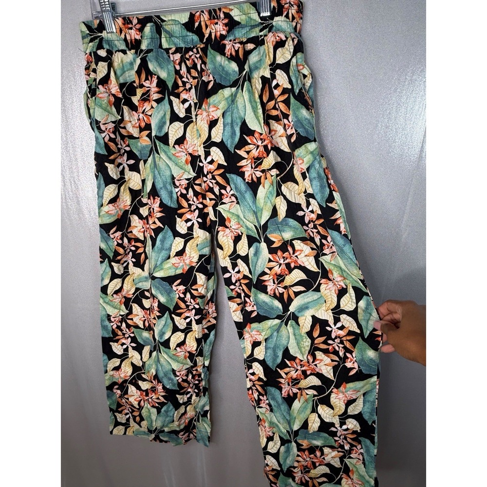 Tropical Floral Cropped Women's Pants Pull-On Elastic Waist Pockets